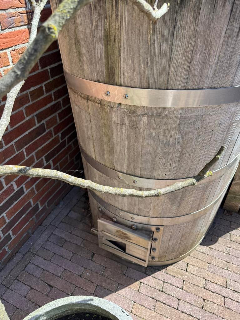 Hout gestookte hottub, Ophalen, Gebruikt, Pomp, Vast