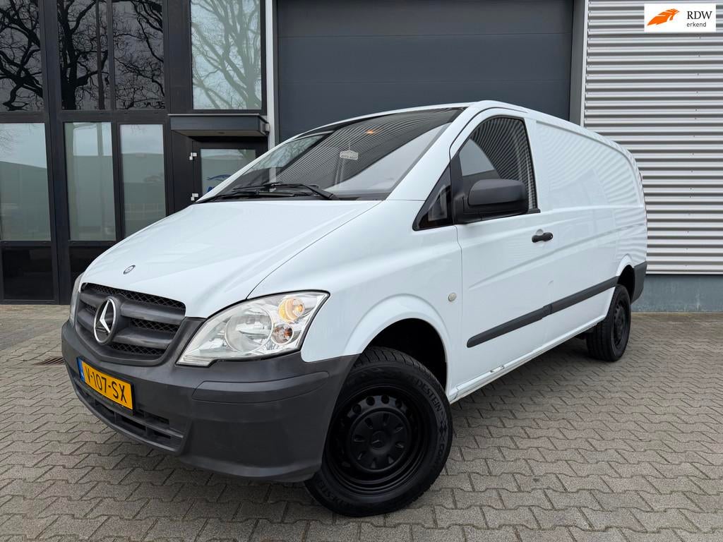 Mercedes-Benz Vito 113 CDI 320 Lang 4X4 AUTOMAAT AIRCO, Auto's, Automaat, Euro 5, Gebruikt, Zwart