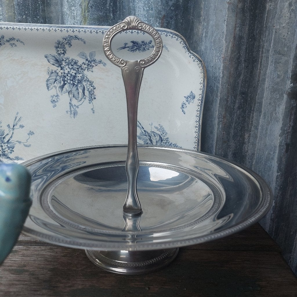 Chique ronde schaal op voet met handvat, voor lekkere hapjes, Ophalen of Verzenden