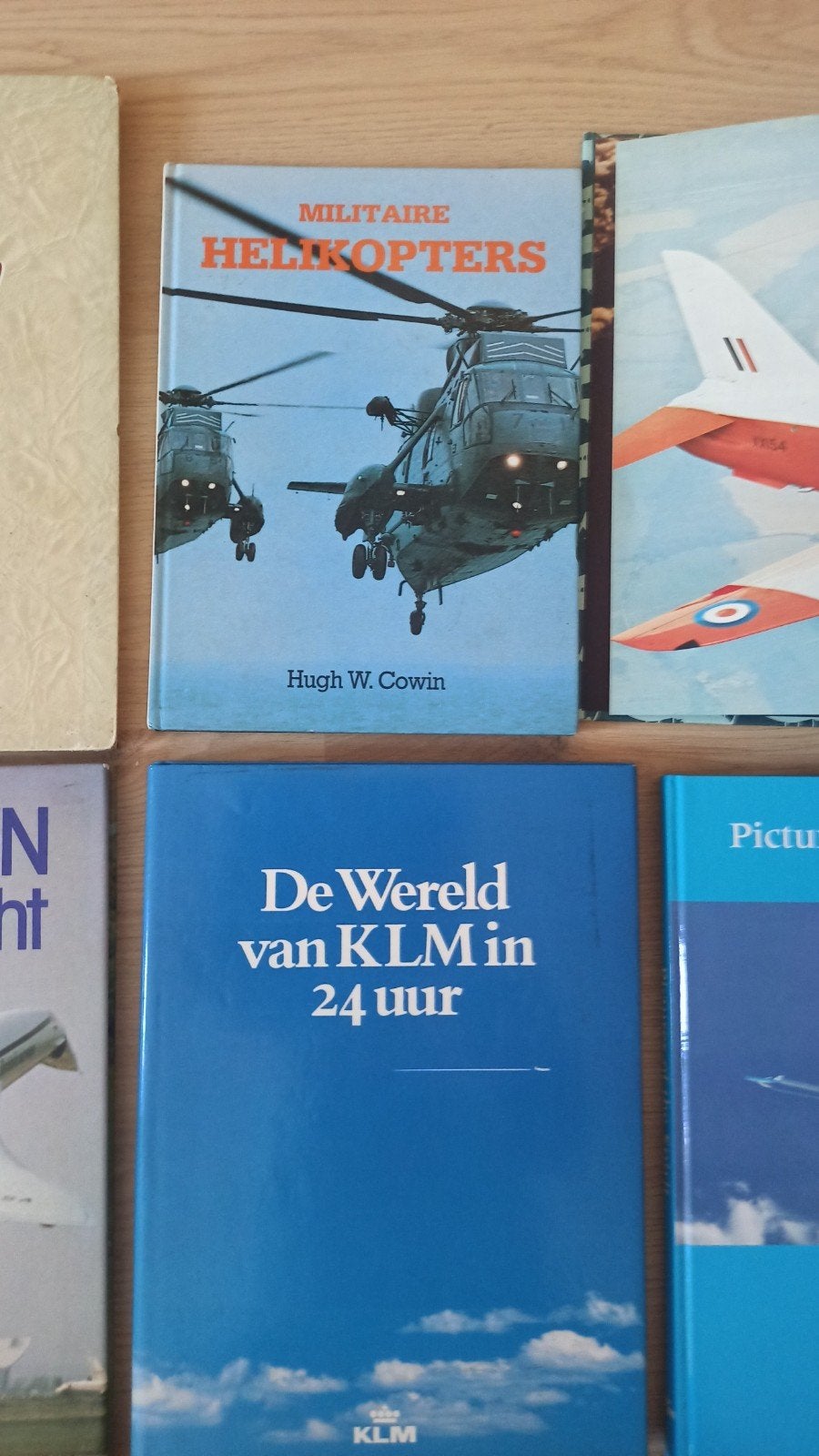 Vliegtuig boeken, Ophalen of Verzenden, Zo goed als nieuw, Vliegtuig