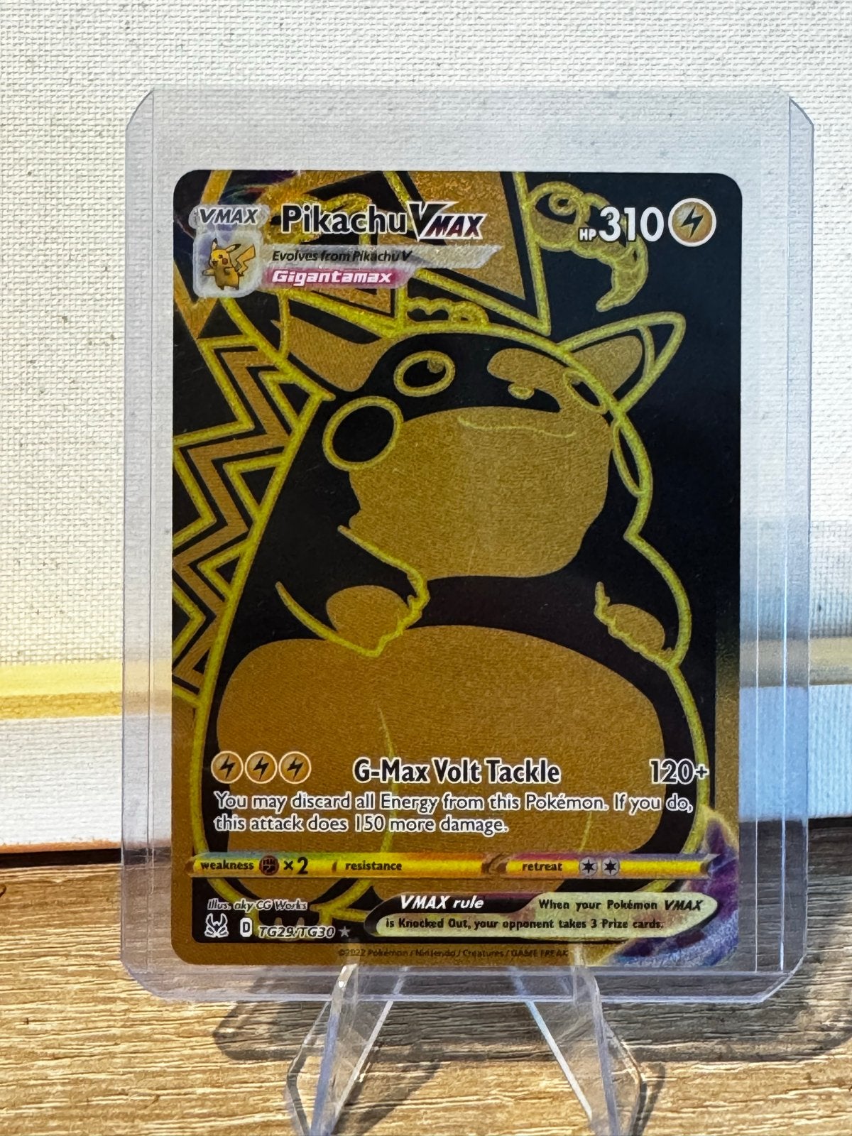 Pikachu VMAX TC29/TC30 Gold Secret Rare Pokémon Kaart, Ophalen of Verzenden, Zo goed als nieuw, Losse kaart, Foil
