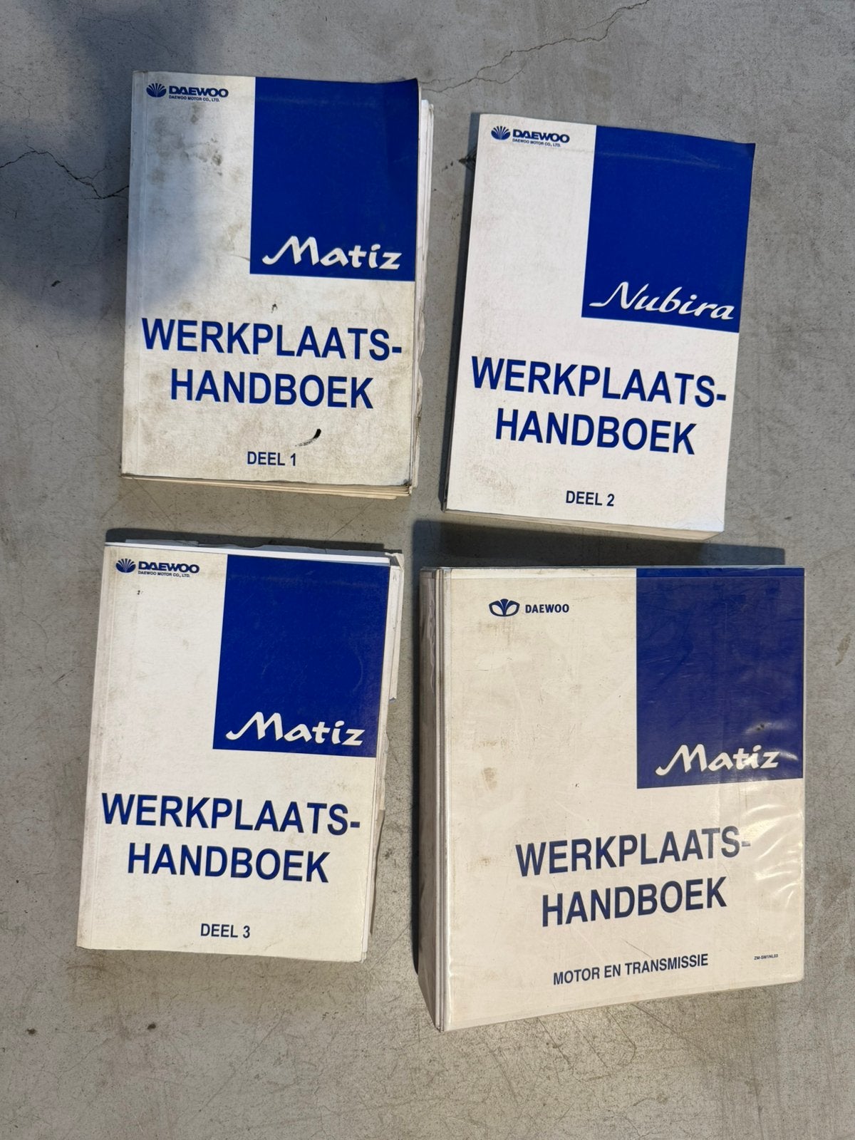 DAEWOO werkplaats handboeken, Ophalen of Verzenden, Zo goed als nieuw