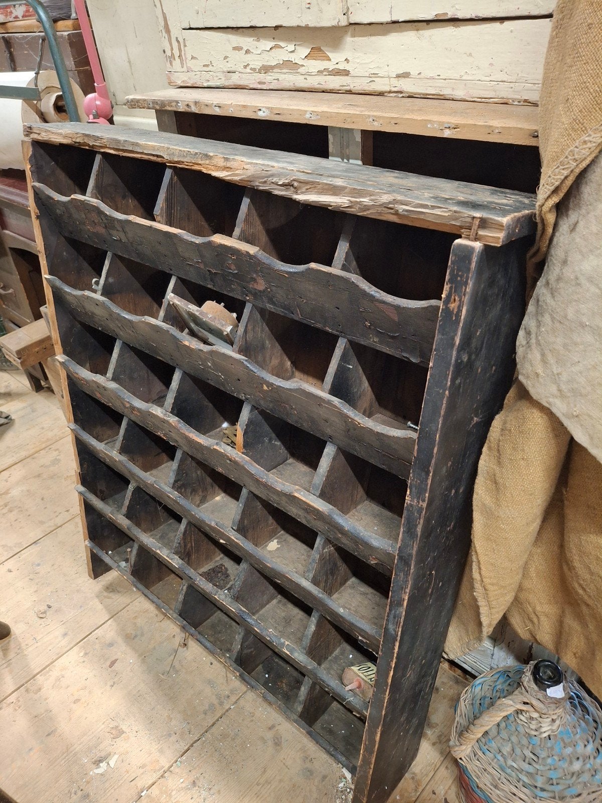 Oud brocante vakkenkast vakkenkastje wandkastje, Ophalen