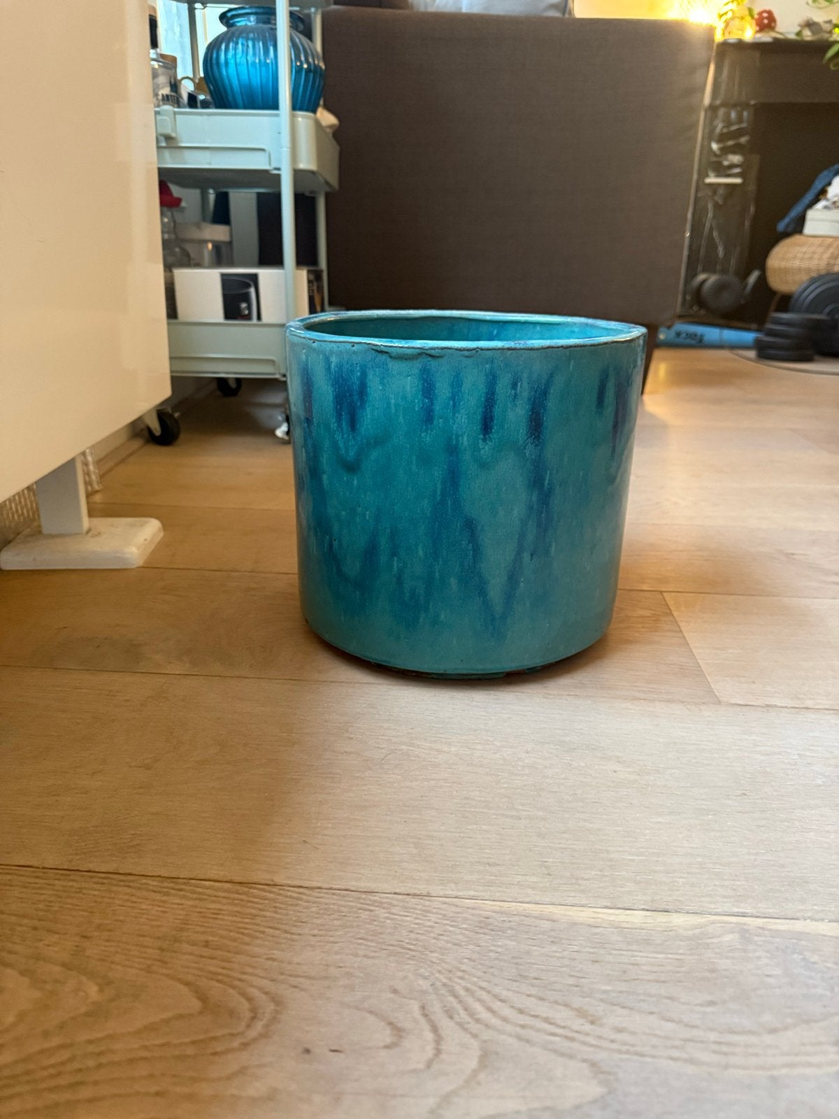 Turquoise bloempot, aardewerk, zo goed als nieuw, Rond, Binnen, Zo goed als nieuw, Minder dan 40 cm
