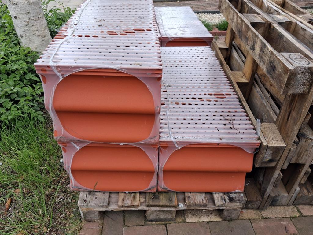 Dakpannen nieuw 170 stuks, Ophalen, Steen of Klei, Zwart, Nieuw