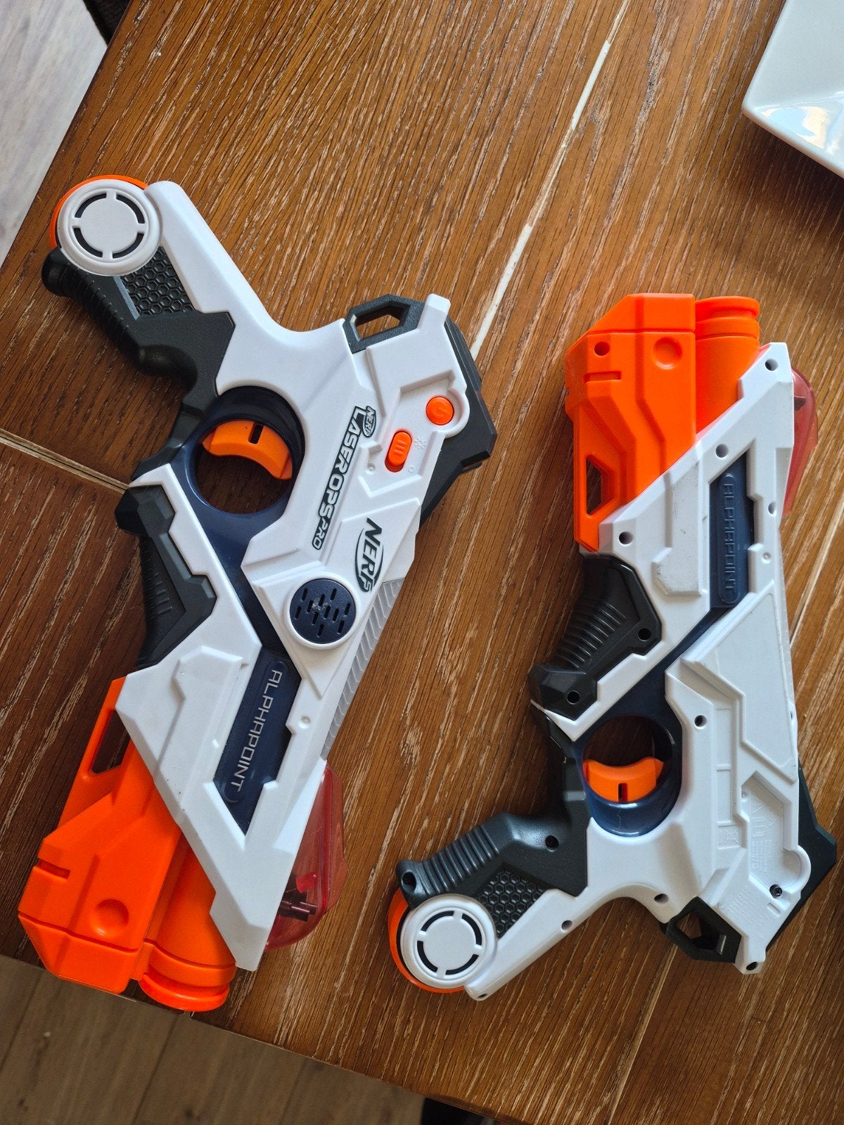 Nerf Laser Ops Pro AlphaPoint Blasters (2 stuks), Kinderen en Baby's, Ophalen, Jongen of Meisje