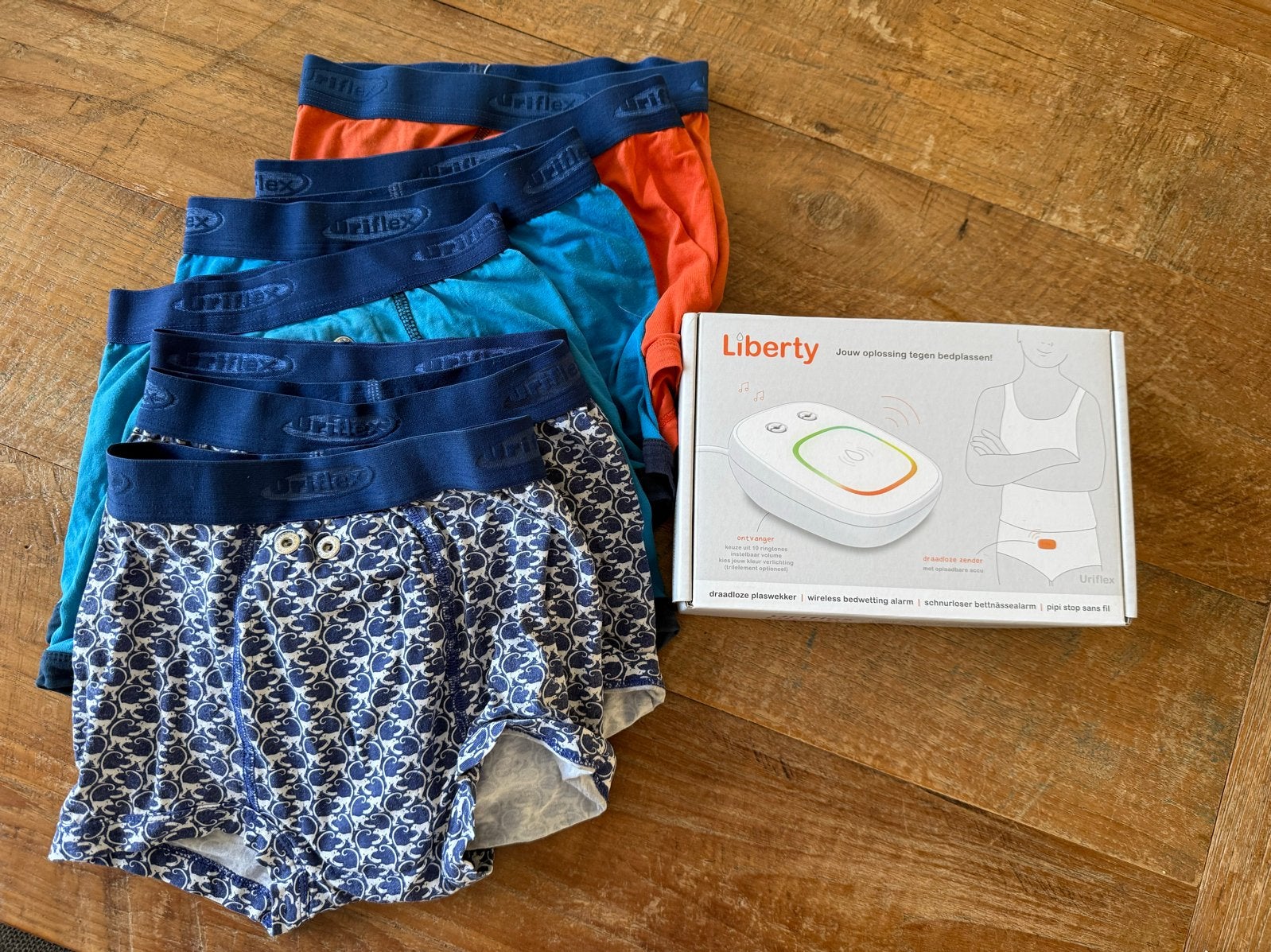 Urinflex Liberty draadloze plaswekker + 5 boxershorts, Kinderen en Baby's, Ophalen of Verzenden, Zo goed als nieuw