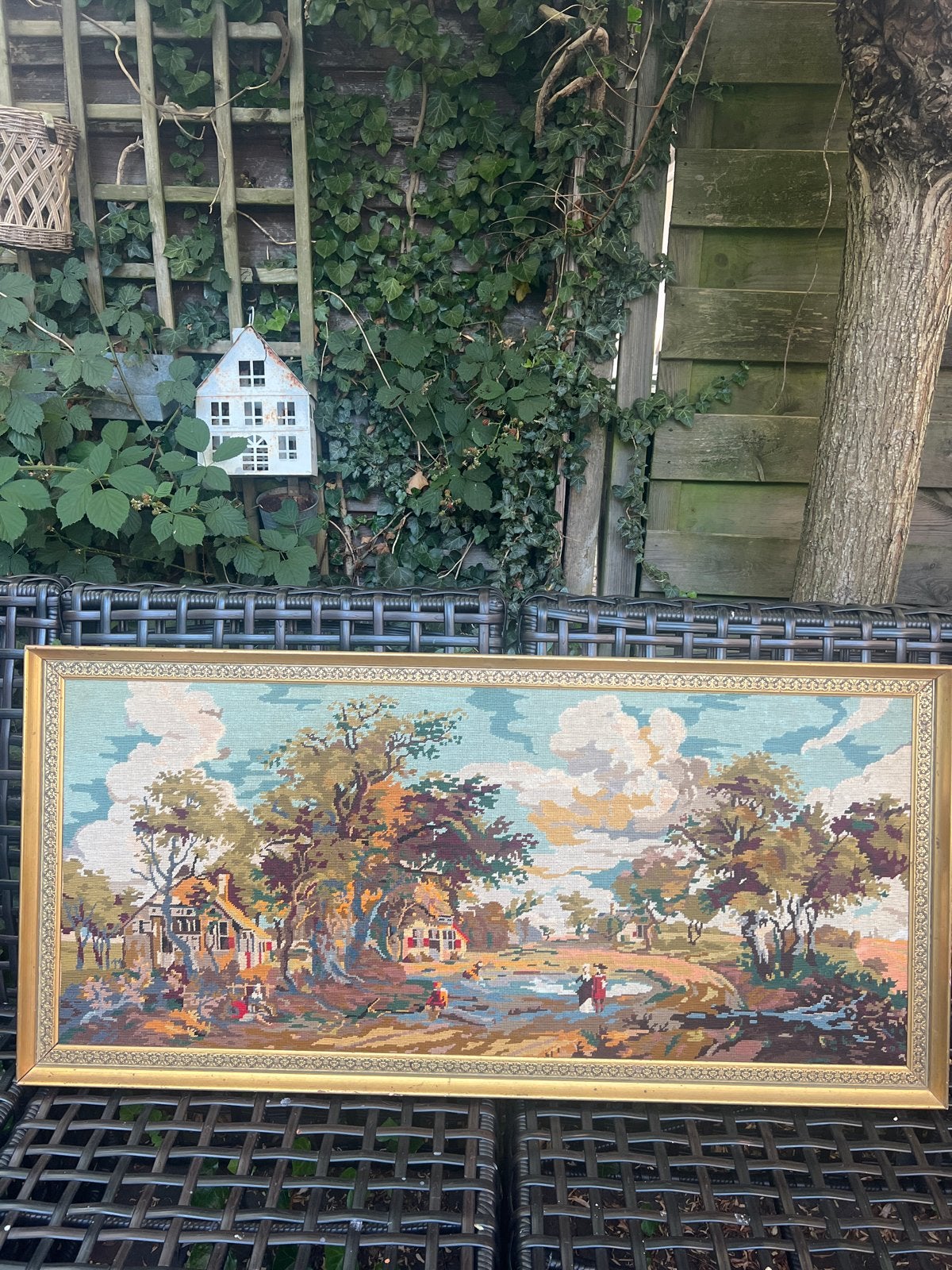 Vintage Handgeborduurd Landschap Schilderij in Gouden Lijst, Ophalen, Doek, Overige technieken, Klassiek