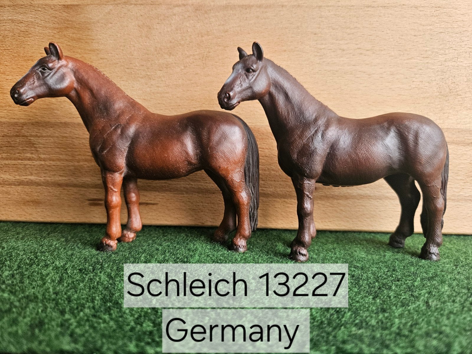 Schleich 13227 Hannoveraan merrie, Ophalen of Verzenden, Zo goed als nieuw, Paard, Beeldje of Figuurtje