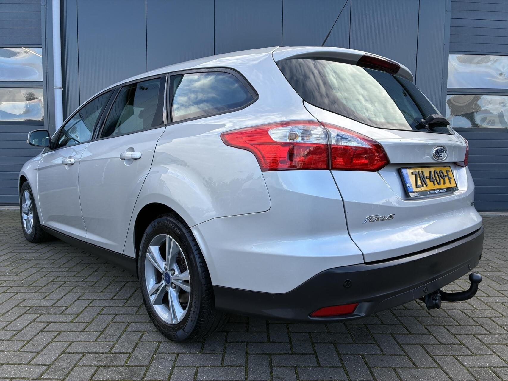 Ford Focus Wagon 1.0 EcoBoost 125 PK Edition Plus | AIRCO |, Euro 5, Gebruikt, Zwart, Handgeschakeld