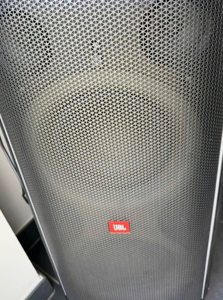 - partybox 710 JBL zgan, Ophalen of Verzenden, Zo goed als nieuw, JBL