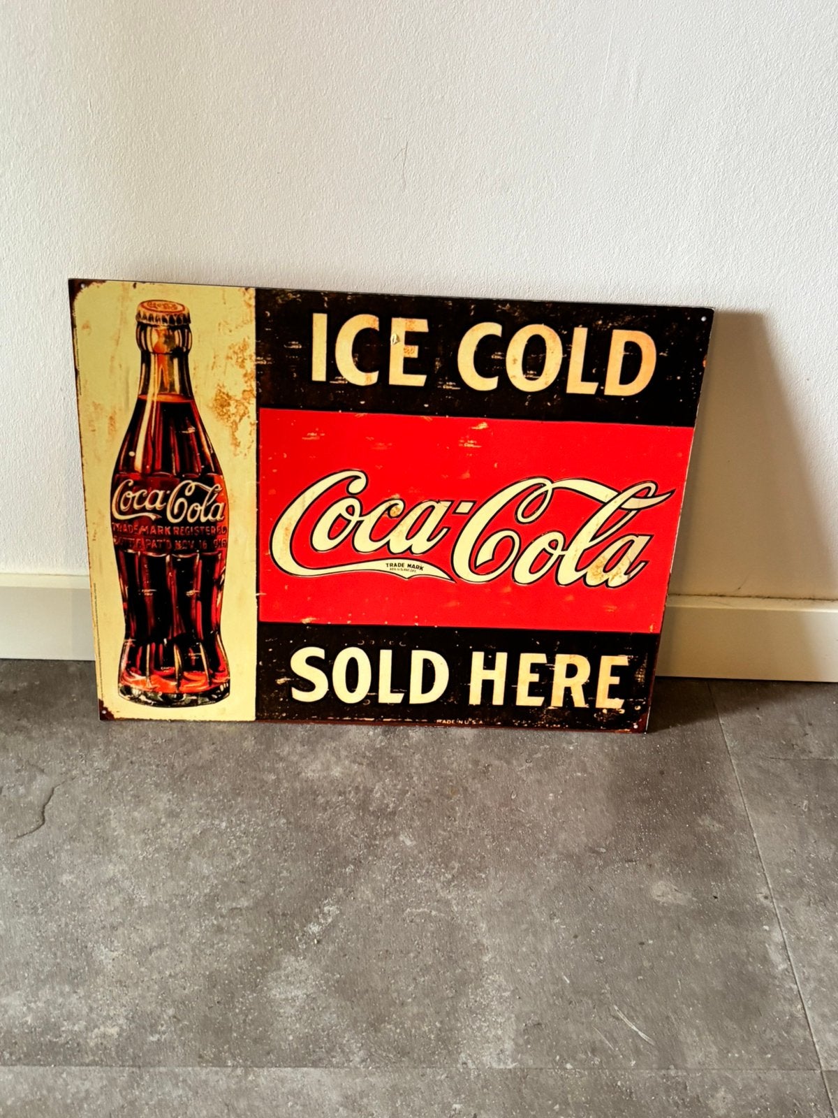 Wandbord coca cola, Ophalen, Zo goed als nieuw, Reclamebord