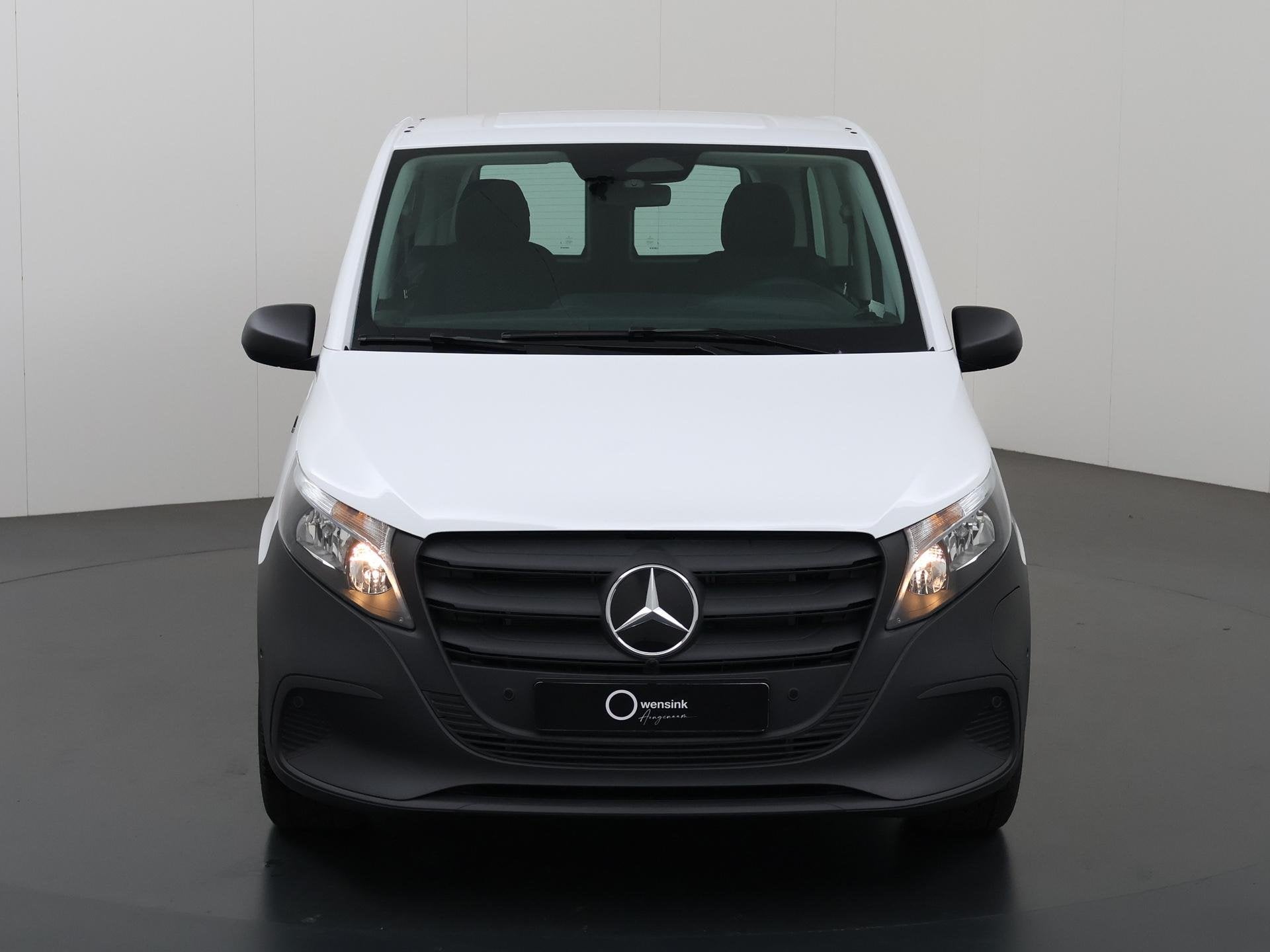 Mercedes-Benz eVito Tourer 129 PRO L2 90 kWh | Snelladen 110, Auto's, Stof, Mercedes-Benz, Nieuw, 371 km