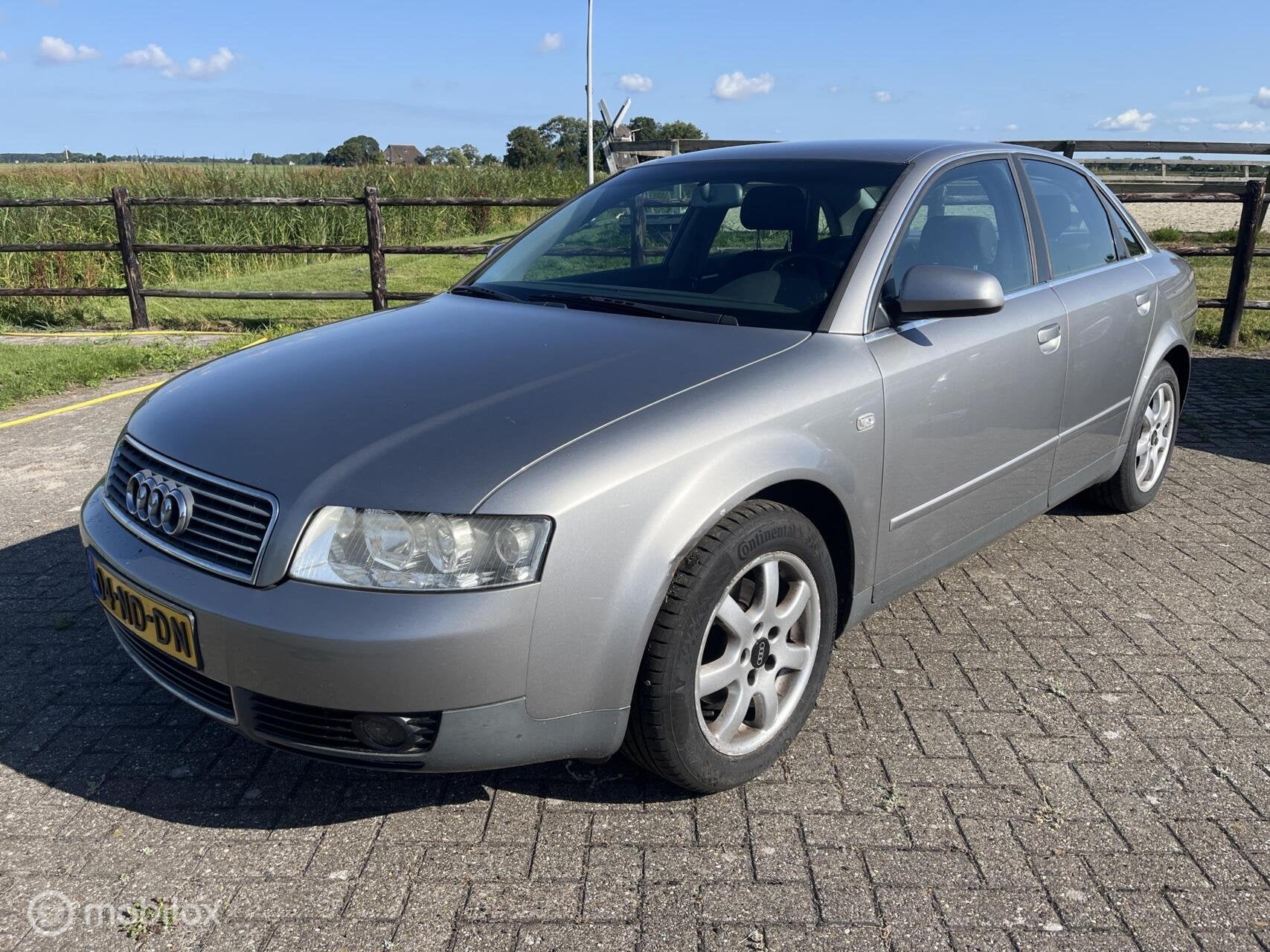 Audi A4 1,6 Limousine APK 06-08-'27 DB RIEM 152DKM, Auto's, Audi, Gebruikt, 680 kg, 4 cilinders, Electronic Stability Program (ESP)