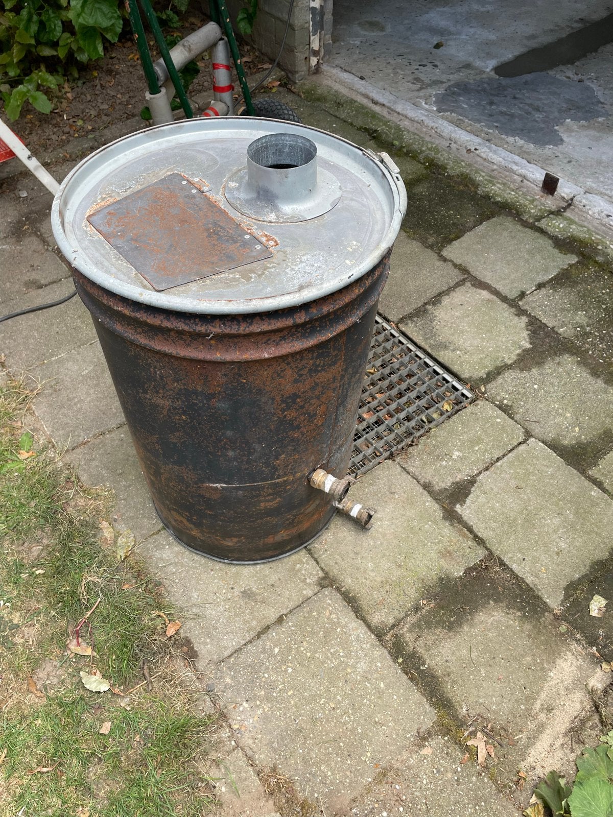 Robuuste Vuurton met Warmtewisselaar - Ideaal voor Buiten, Tuin en Terras, Vuurkorven, Ophalen, Gebruikt, Vuurton