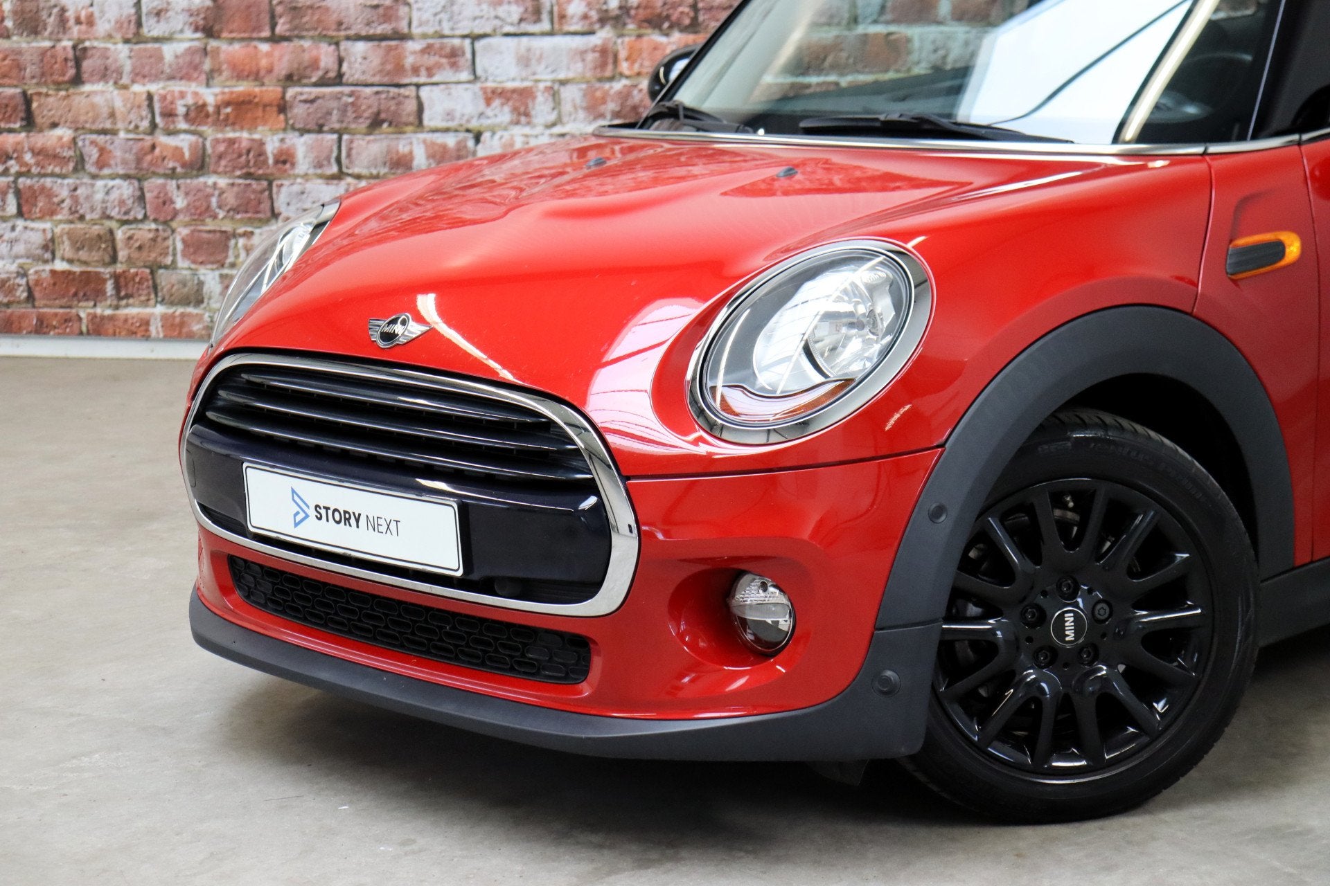 MINI Hatchback Cooper Pepper Business Automaat 3 deurs / Nav, Dealer onderhouden, Gebruikt, 4 stoelen, Bedrijf