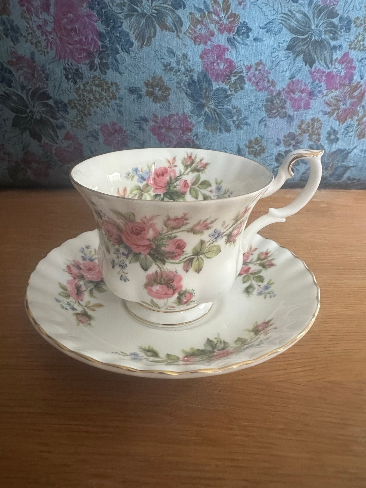 Royal Albert Moss Rose Theekop en Schotel, Ophalen of Verzenden