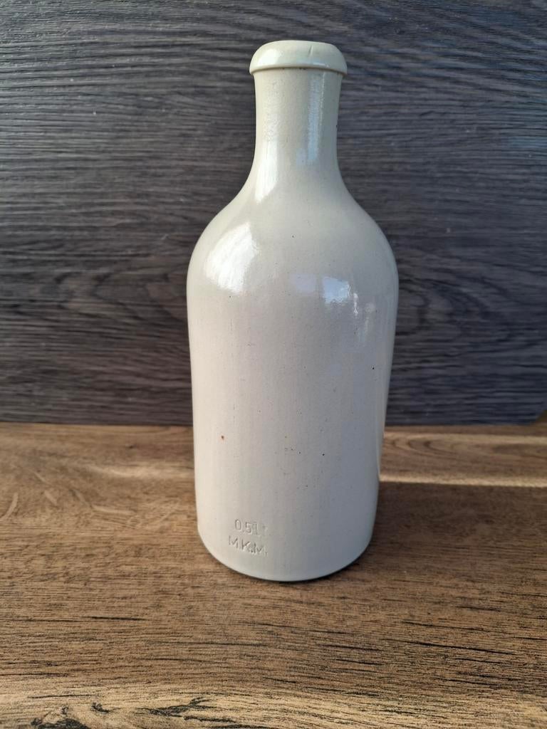 Deze MKM keramische fles is een vintage steengoed kruik uit, Ophalen of Verzenden