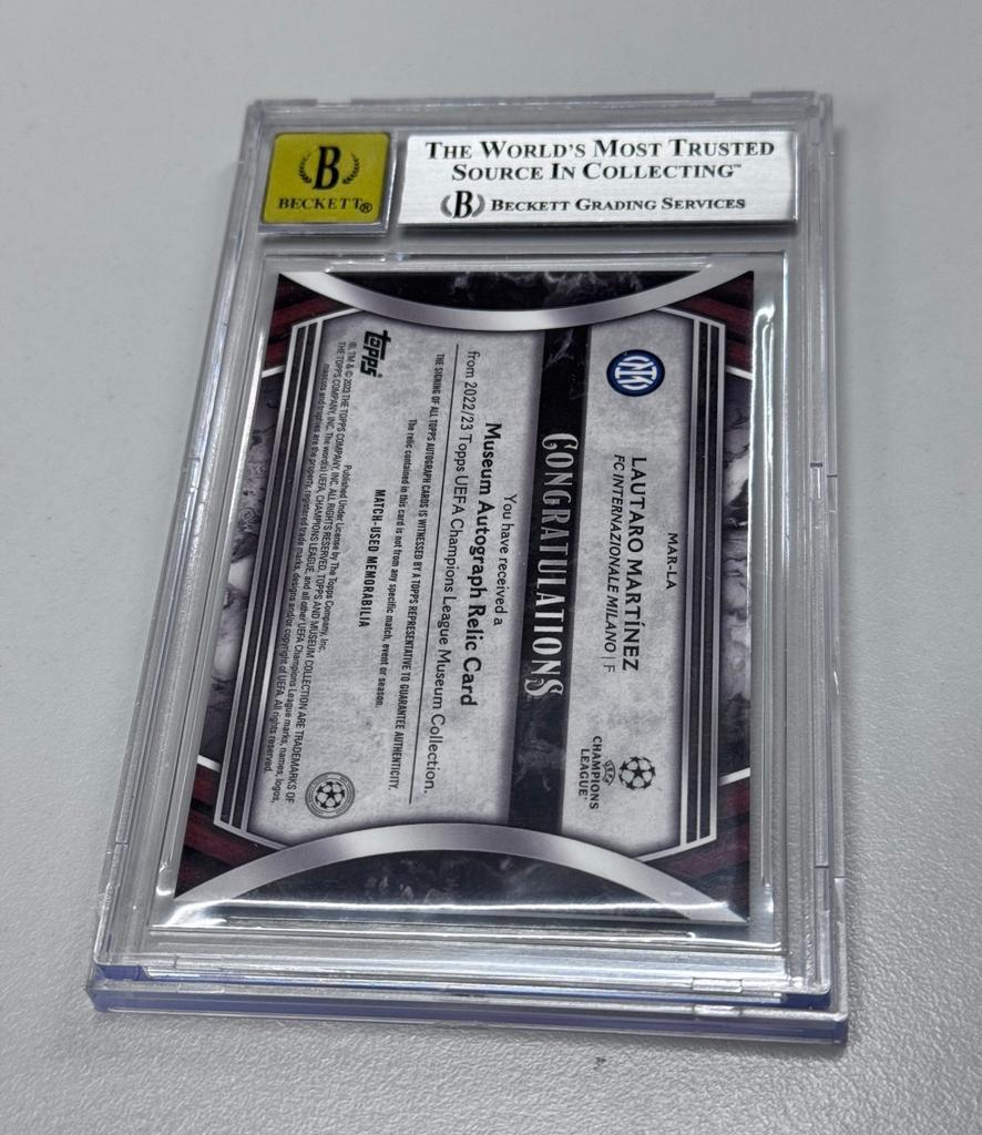 2022-23 Topps Museum Collection UCL /75 Martinez Graded 10, Buitenlandse clubs, Spelerskaart, Nieuw, Ophalen of Verzenden