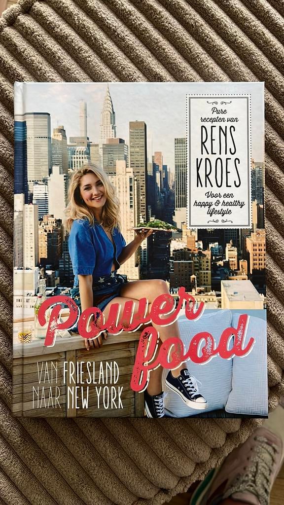 Rens Kroes - Powerfood - Van Friesland naar New York, Ophalen of Verzenden, Zo goed als nieuw, Rens Kroes