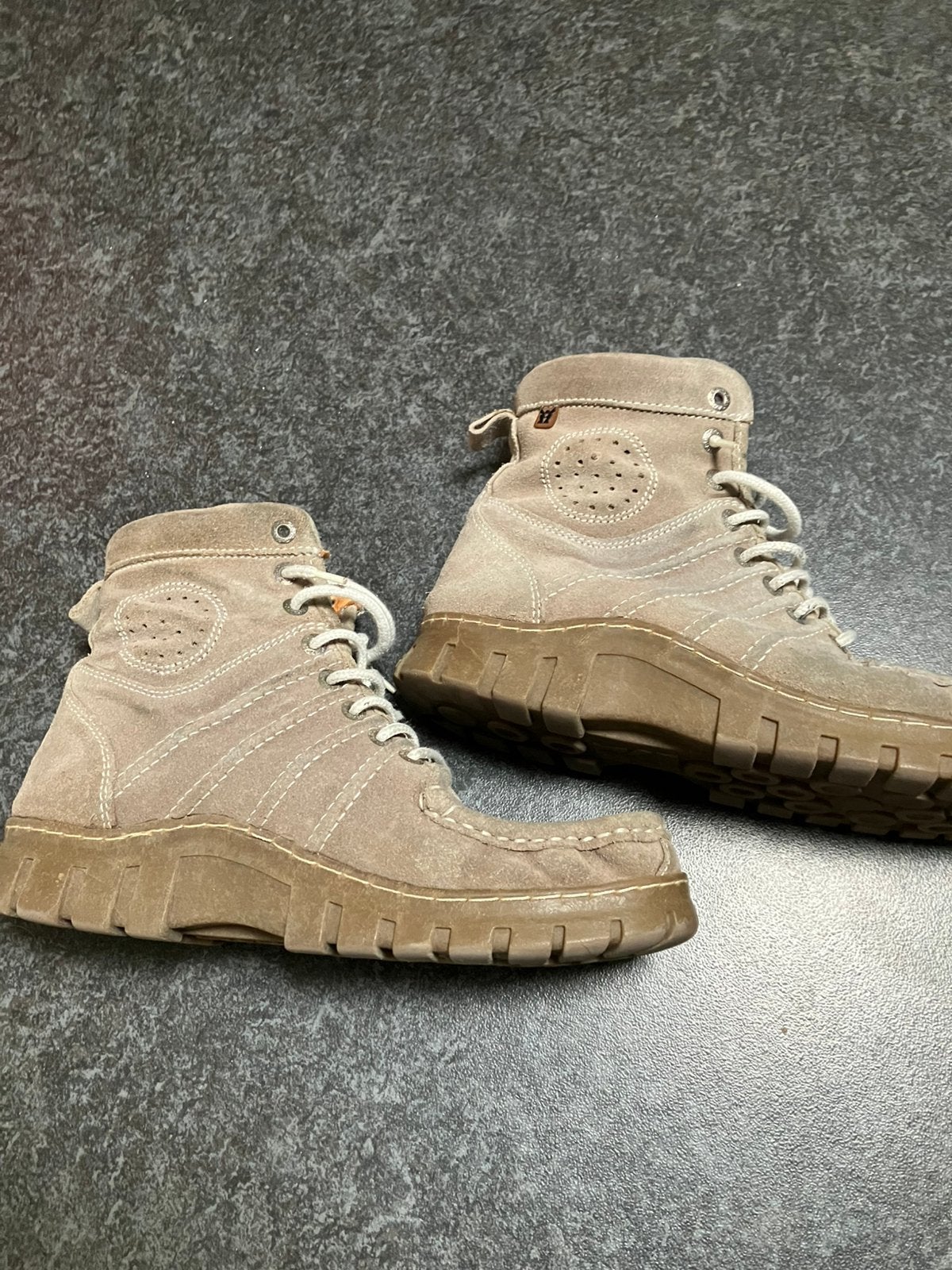 Schoenen / Boots merk: MAG mt 40, Kleding | Dames, Schoenen, Ophalen of Verzenden, Zo goed als nieuw, Beige