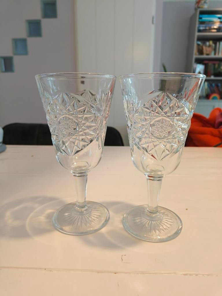 Set van 2 Libbey wijnglazen met geslepen patroon, Ophalen of Verzenden