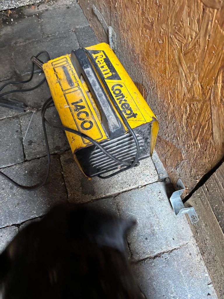 Lasapparaat +las helm, Ophalen of Verzenden, Zo goed als nieuw, Minder dan 150 ampère, Elektroden