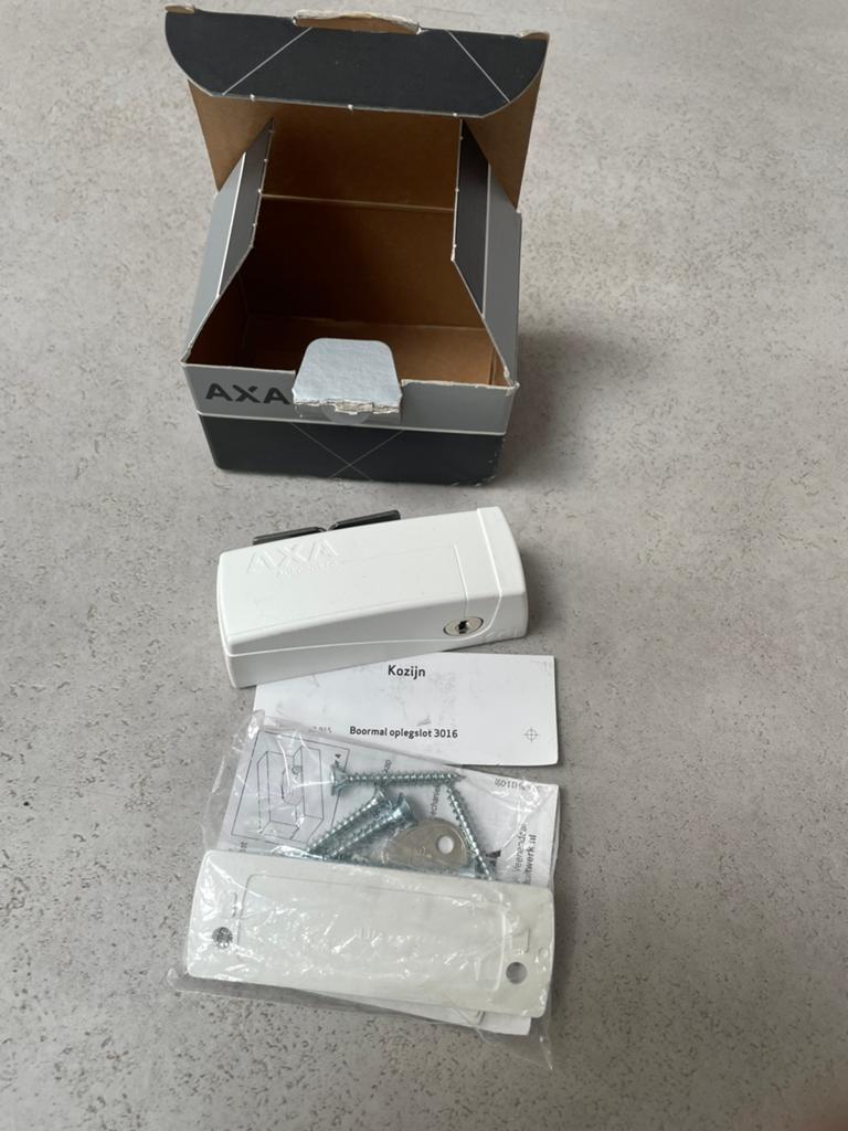 AXA 3016 oplegslot kleur wit automatisch sluitend - SKG**, Ophalen of Verzenden, Nieuw, Overige materialen, Slot
