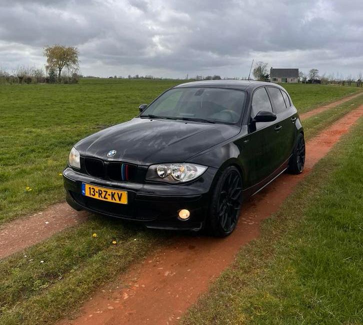 BMW 1-serie 130i / High Ex. / apk 24-02-2027, 1-Serie, Achterwielaandrijving, Leder, Handgeschakeld