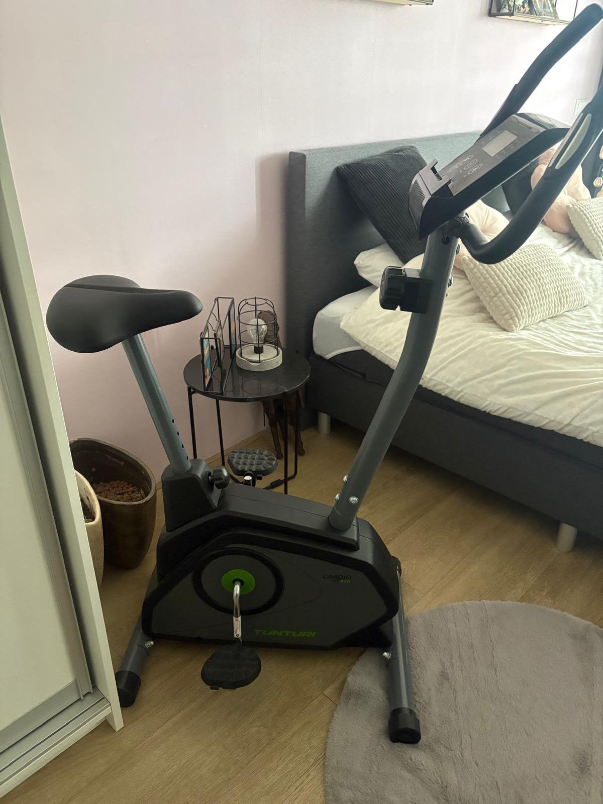 Hometrainer, Ophalen, Zo goed als nieuw, Hometrainer