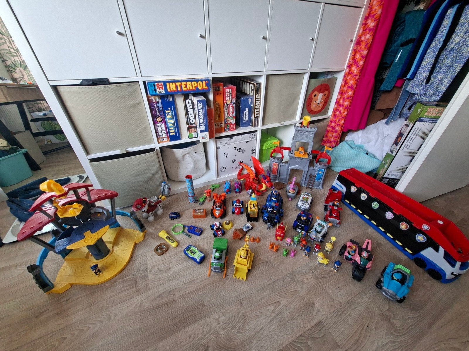 Mega Paw Patrol Speelset - Kasteel, Voertuigen & Figuren, Kinderen en Baby's, Speelgoed | Actiefiguren, Ophalen, Gebruikt