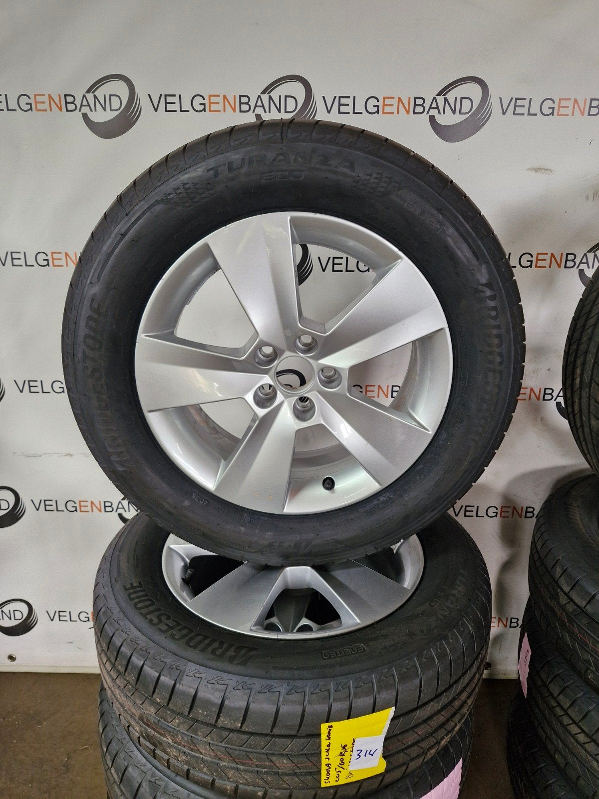 Zomerset Skoda Scala Kamiq 5x100 57,1 205 60 16 nieuw, Auto-onderdelen, Banden en Velgen, Ophalen, 16 inch, ., Nieuw