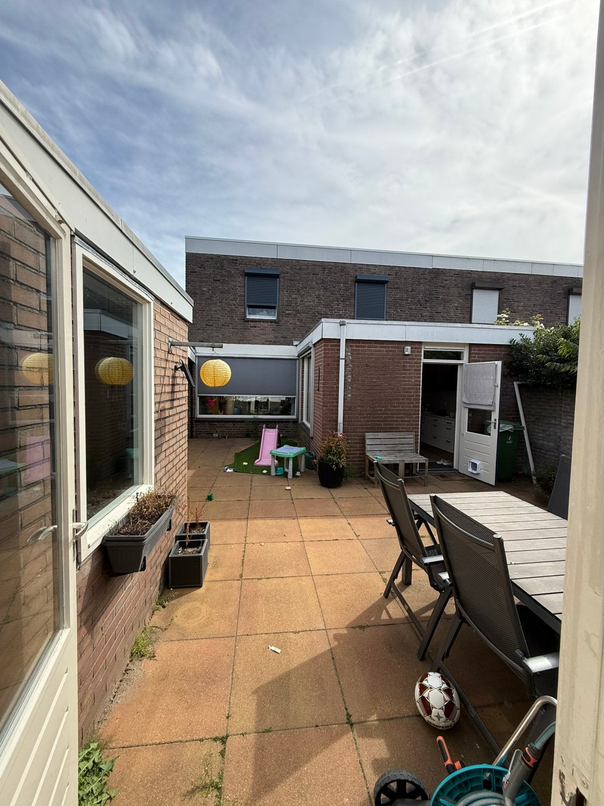 Gratis tegels, Ophalen, Zo goed als nieuw, Tuinpaviljoen