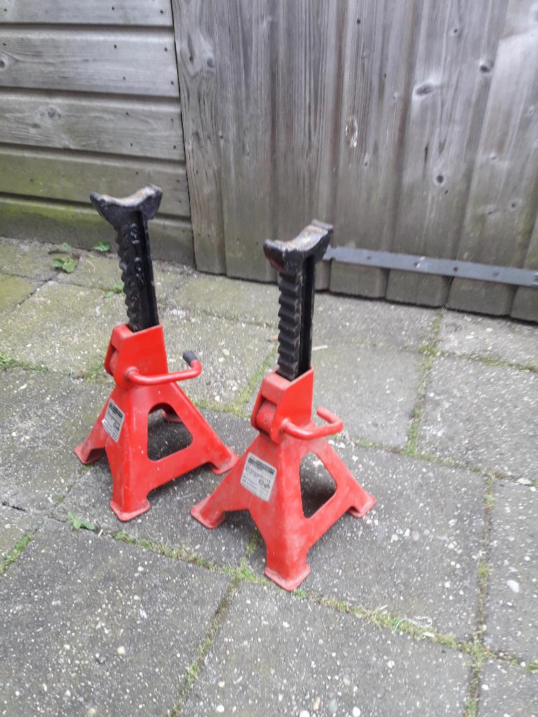 Assteunen Kriksteunen 2 stuks., Ophalen, Gebruikt