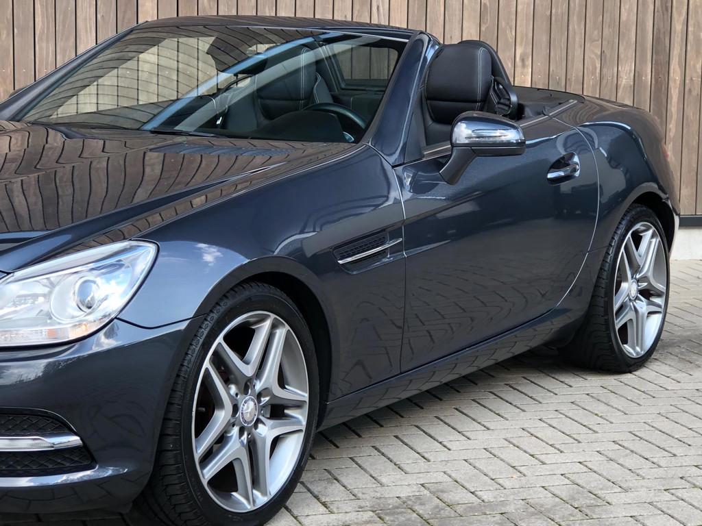 Mercedes-Benz SLK-klasse 200 |Dealeronderhouden|, Auto's, Euro 5, Gebruikt, Zwart, 4 cilinders
