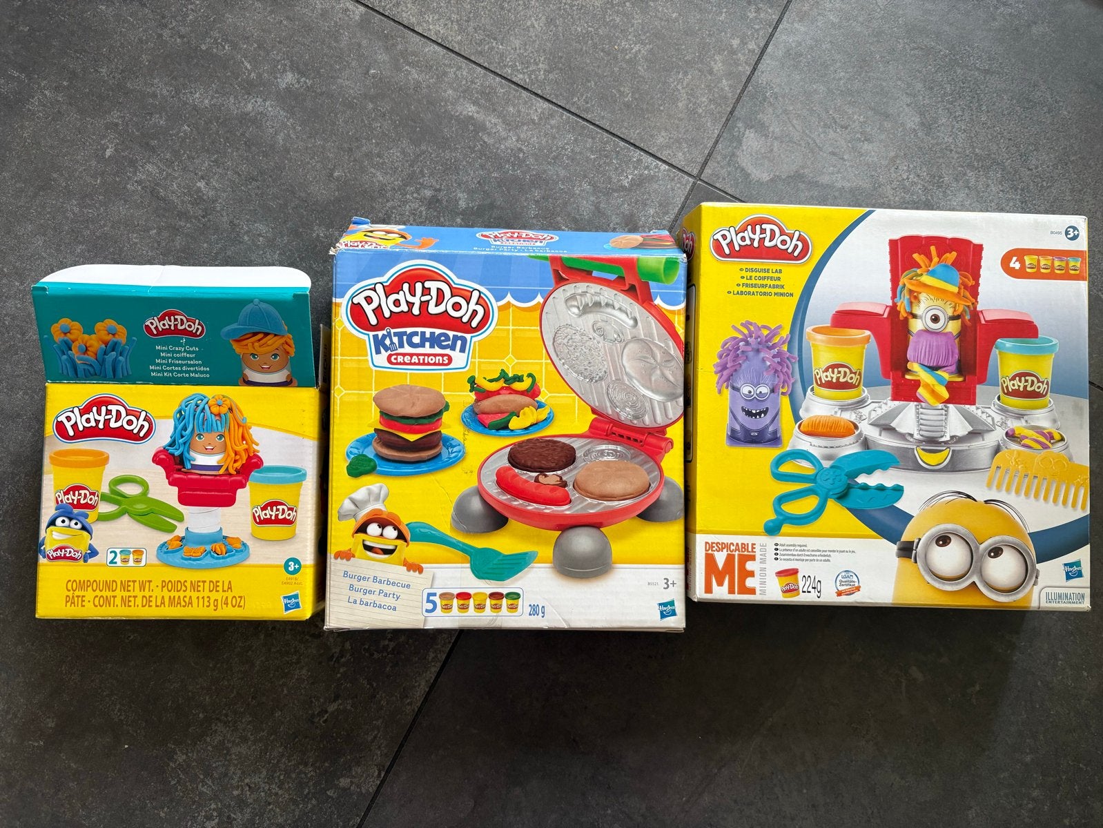 Play-Doh speelsets: Minions, Kitchen Creations, Kappersset, Ophalen of Verzenden, Zo goed als nieuw, Knutselen