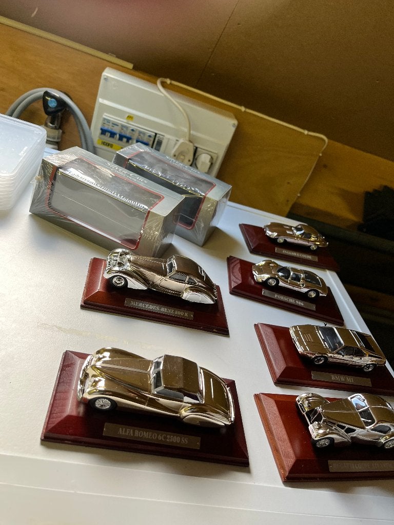 Silver Cars Collection – 8 verzilverde miniatuurauto’s, Hobby en Vrije tijd, Modelauto's | 1:43, Ophalen, Zo goed als nieuw, Auto