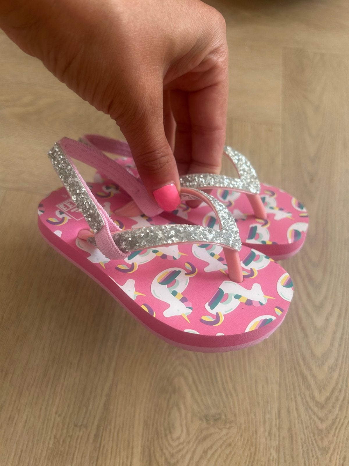 Nieuwe Reef slippers maat 21 met eenhoornprint, Kinderen en Baby's, Ophalen, Meisje, Overige typen, Nieuw