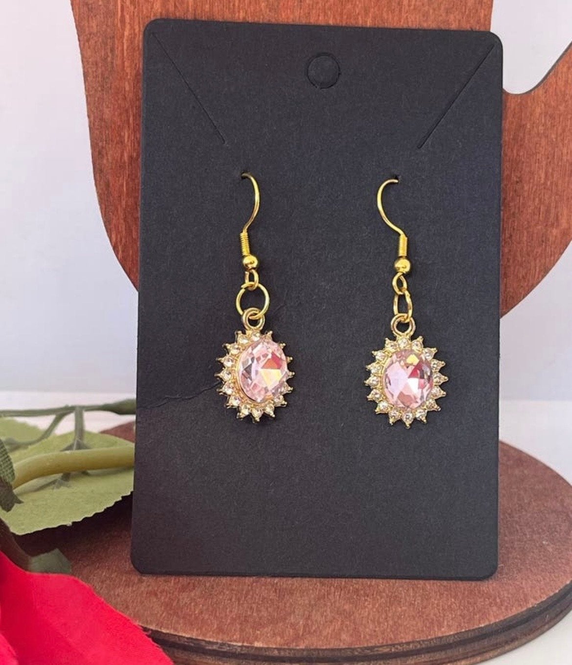 Goudkleurige Oorbellen met Roze steen en strass Nieuw, Sieraden, Tassen en Uiterlijk, Oorbellen, Nieuw, Hangers, Goud, Roze, Met kristal