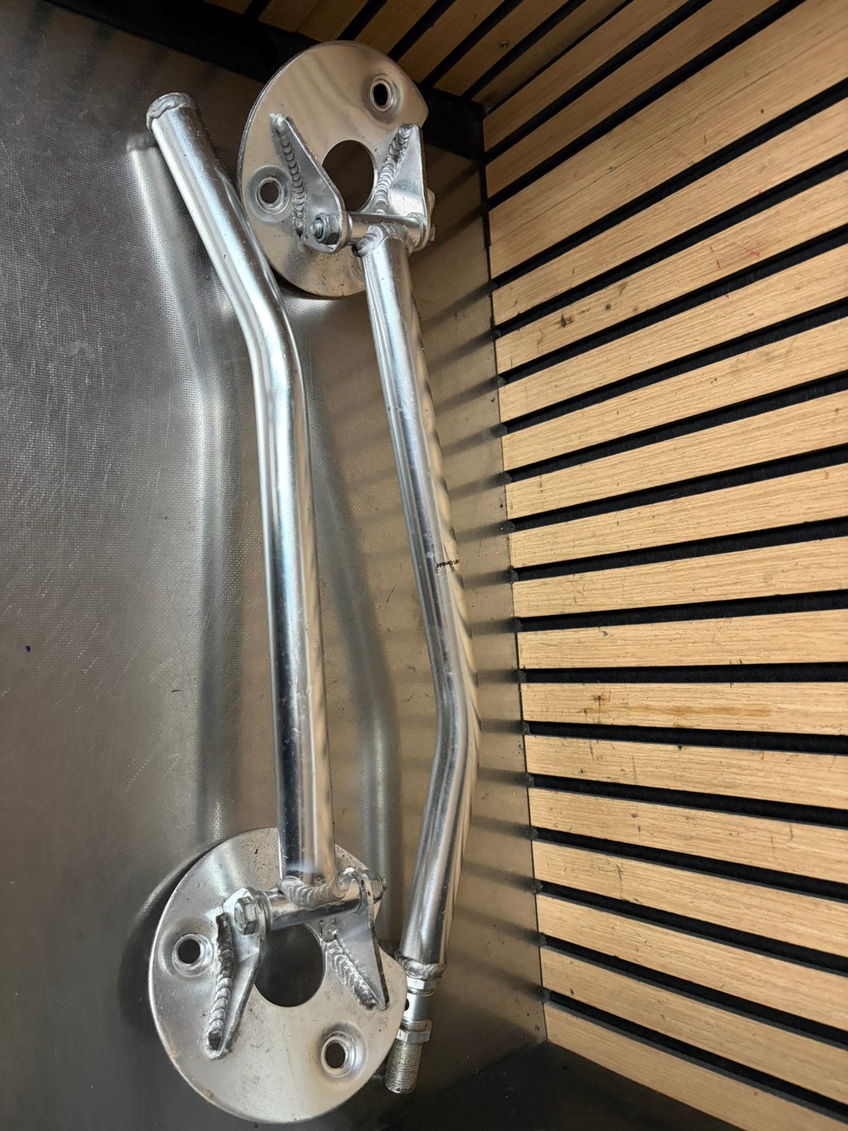 bmw e30 schroef veerpoot brug, Auto diversen, Tuning en Styling, Ophalen