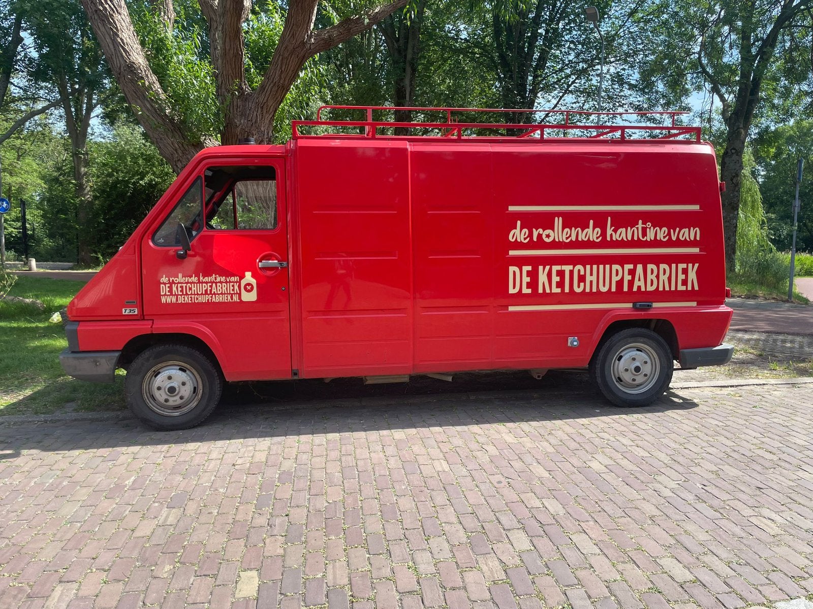 Foodtruck, camper of rode bus, Auto's, Renault, 91 pk, Particulier, Geïmporteerd