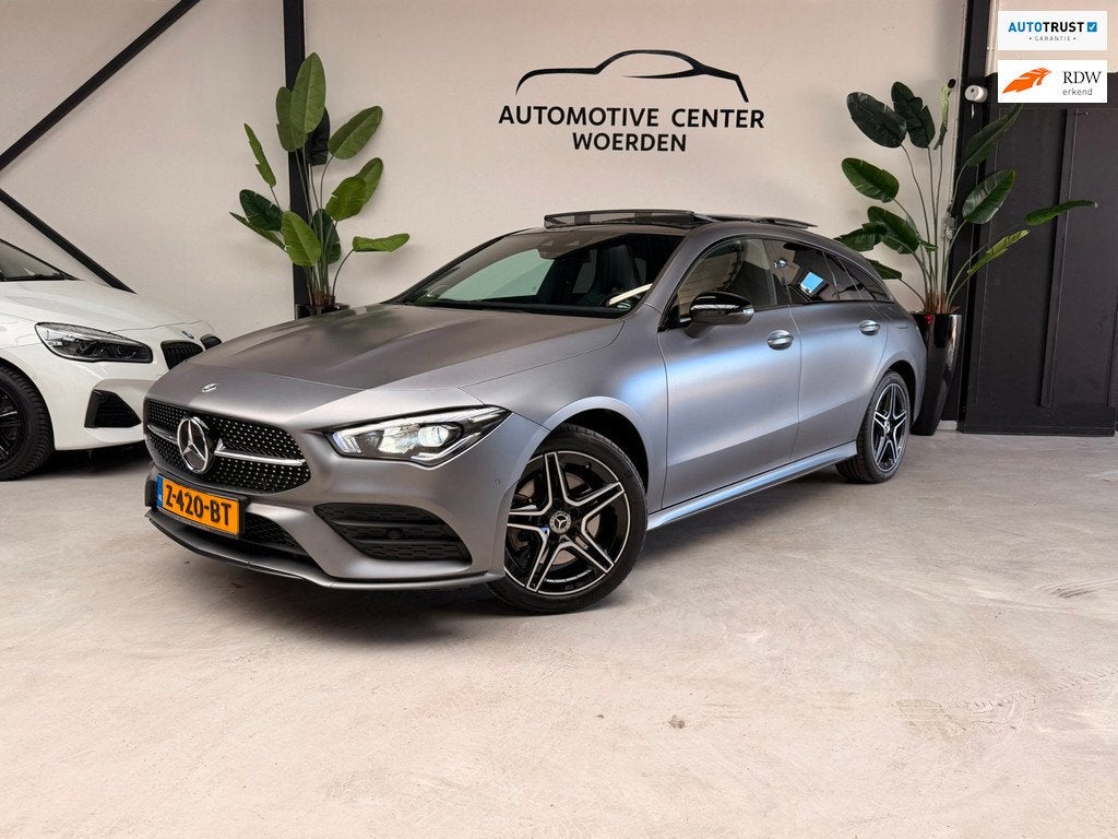 Mercedes-Benz CLA-klasse Shooting Brake 250 e AMG Line PANO, Auto's, Mercedes-Benz, CLA, Gebruikt, 4 cilinders, Plug-in hybride