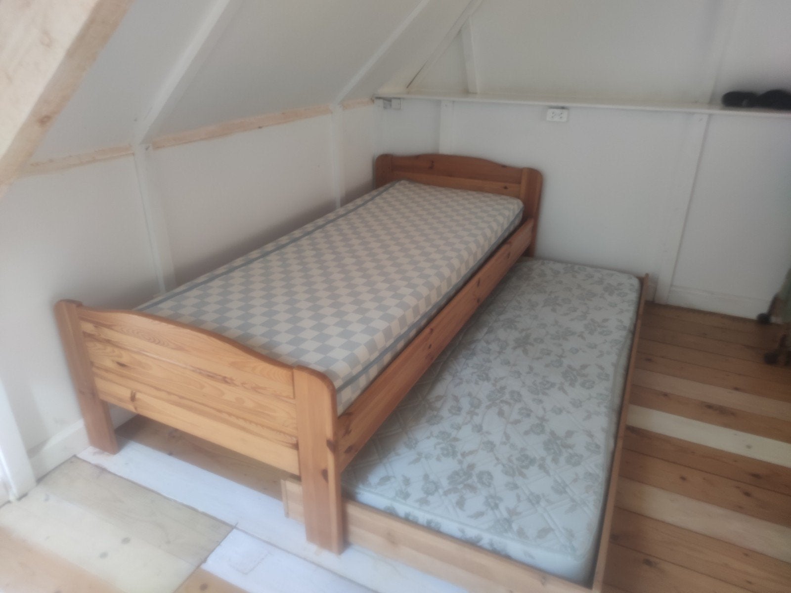 bed 200x90 met logeerbed in lade, Ophalen, Gebruikt, 90 cm, Eenpersoons