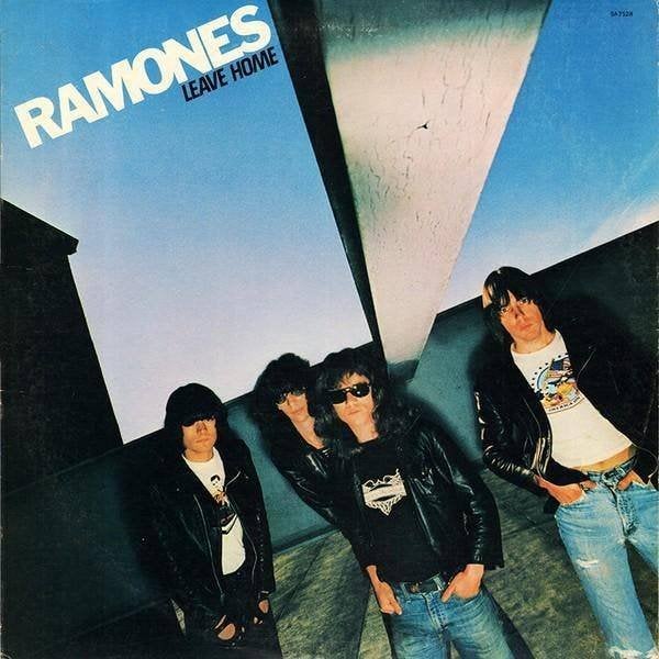 CD: Ramones – Leave Home + Live at the Roxy (8/12/76), Ophalen of Verzenden, Zo goed als nieuw, Poprock