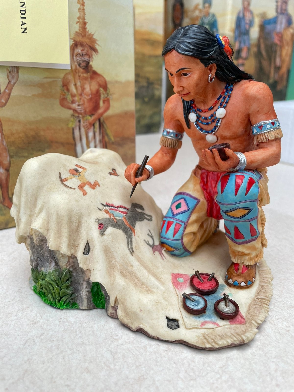 Uniek beeldje van een sioux indiaan van het merk Veronese, Verzamelen, Ophalen of Verzenden, Zo goed als nieuw, Mens