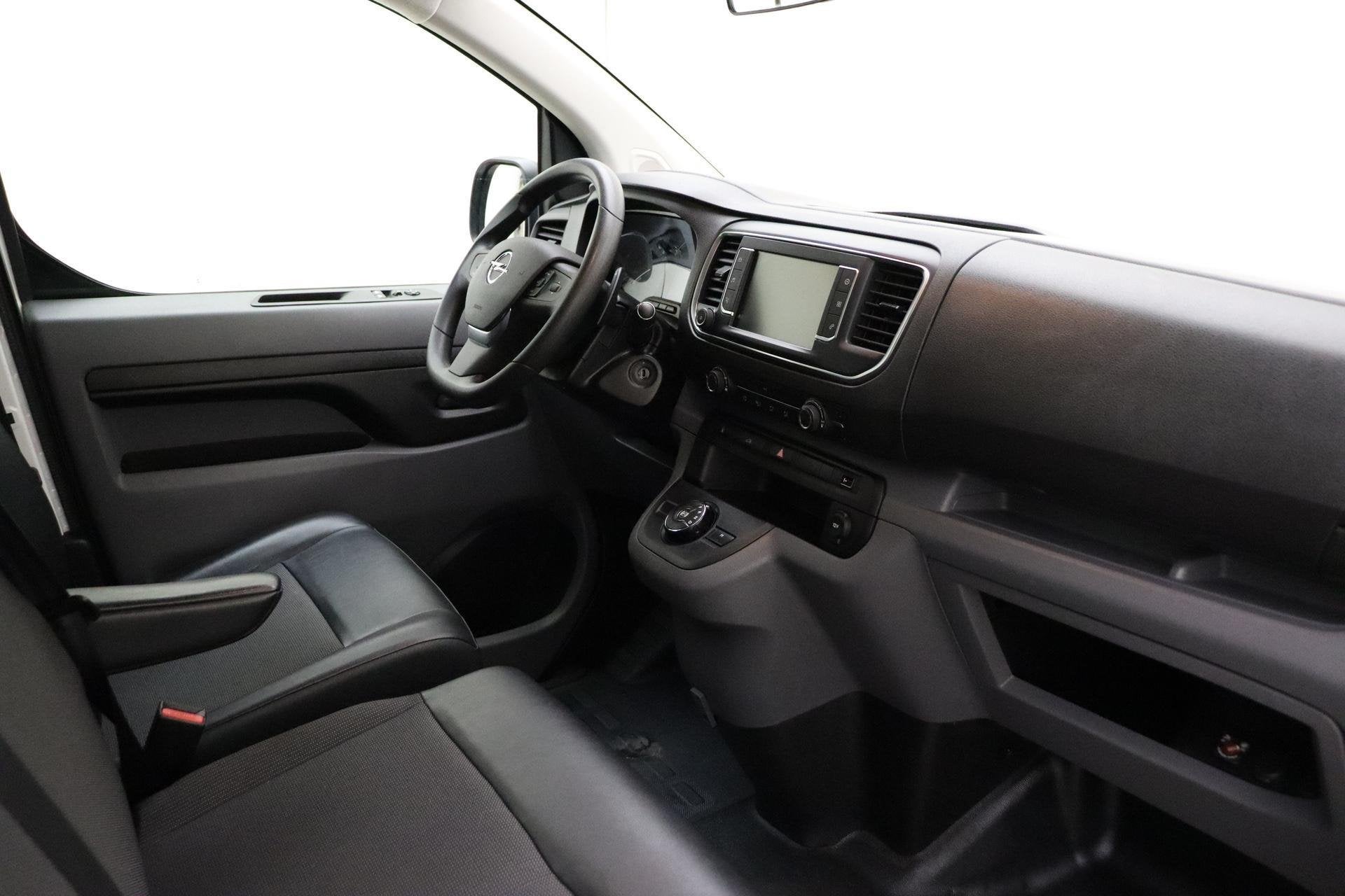 Opel Vivaro 2.0 CDTI L3H1 Edition 122 PK Automaat | Navigati, Auto's, Bestelauto's, Euro 6, 4 cilinders, Leder en Stof, Origineel Nederlands