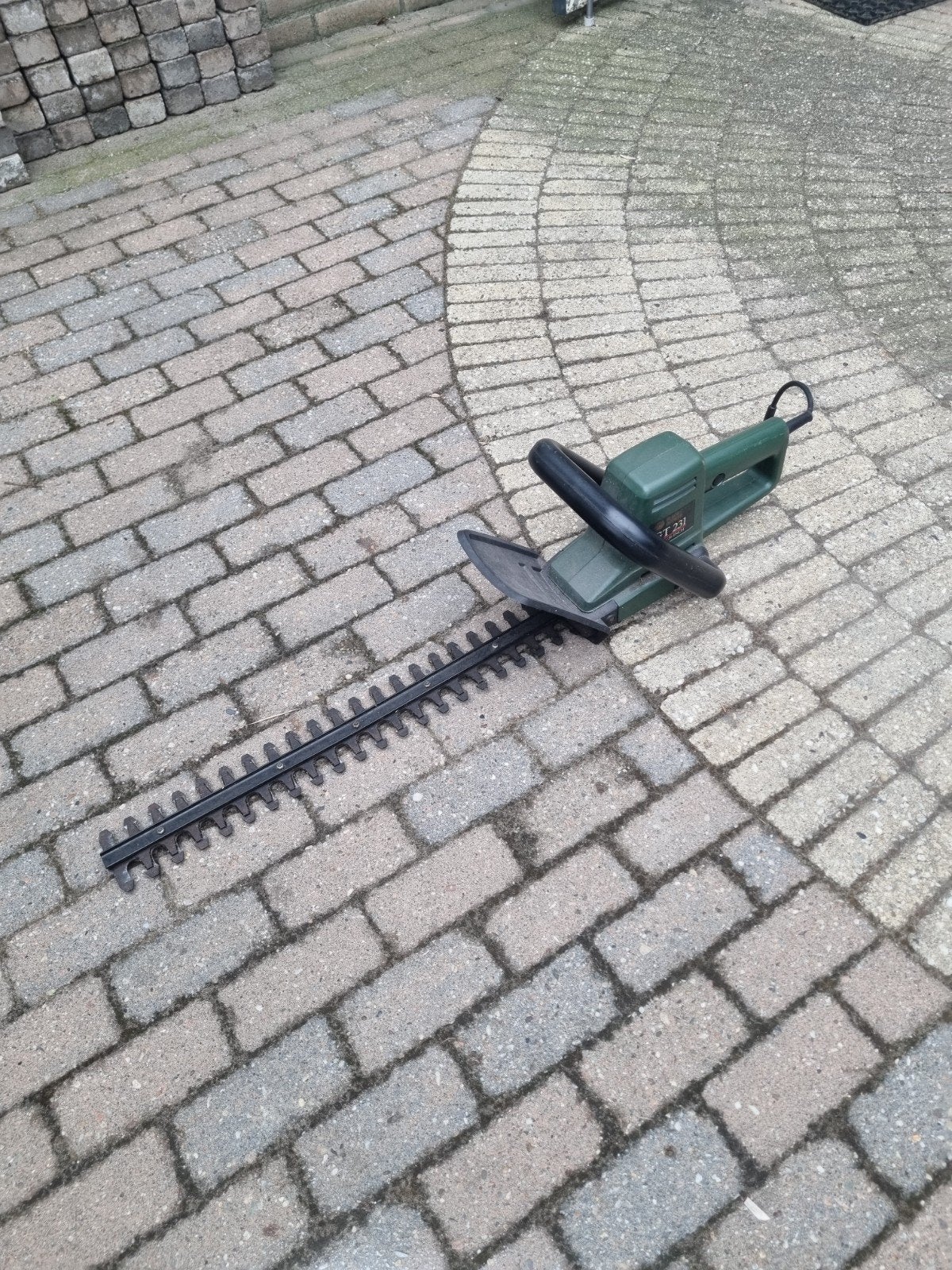 Black & Decker GT 231 Heggenschaar - 50cm, Tuin en Terras, Ophalen, Gebruikt, Elektrisch, Black & Decker