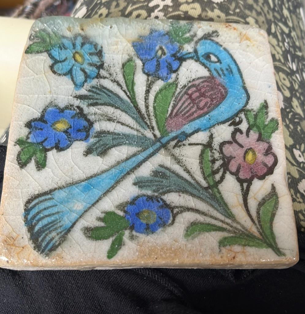 19e eeuws Iznik Qajar Tegel met Vogel en Bloemen, Antiek en Kunst, Ophalen of Verzenden