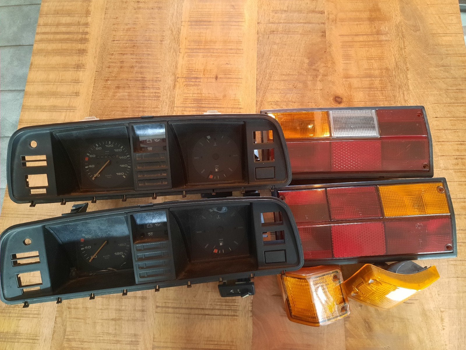 VW T3 Kilometerterteller cockpitAchterlichten, knipperlicht, Auto-onderdelen, Ophalen of Verzenden, Gebruikt, Universele onderdelen