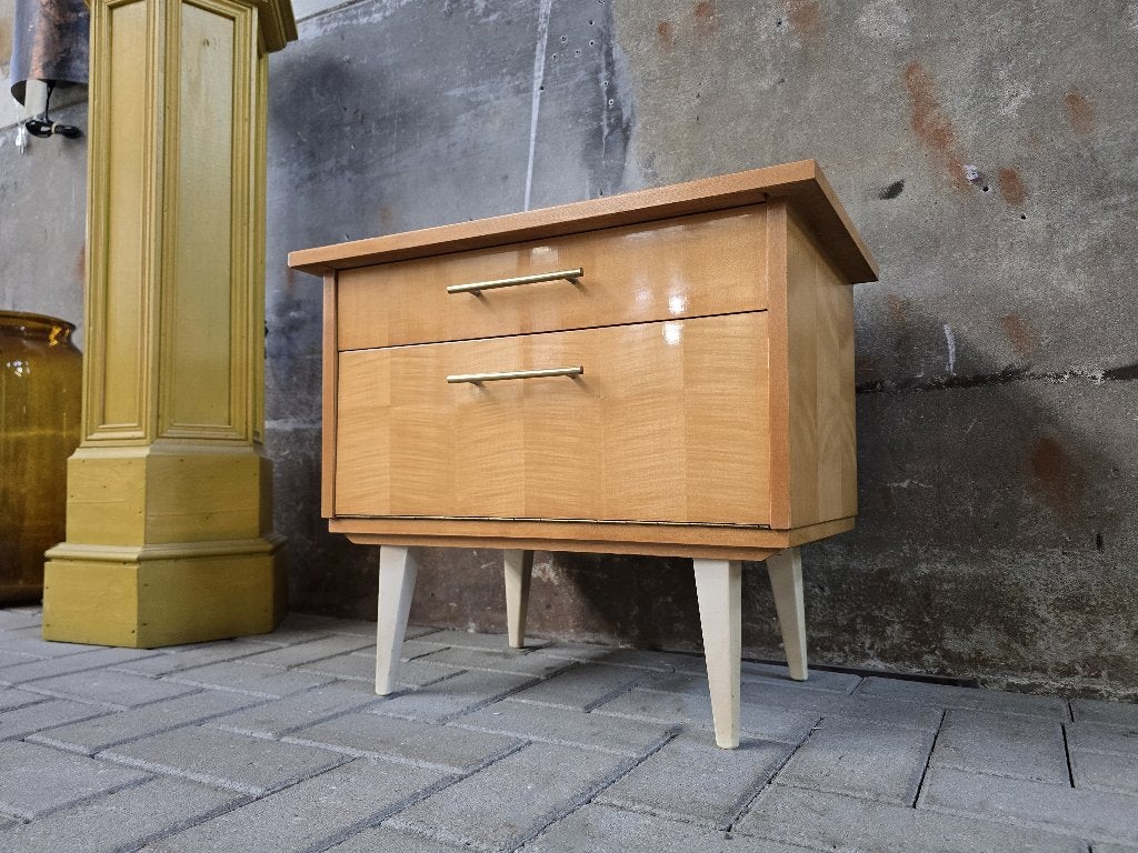 Klein Vintage Kastje Mid Century Design Kast Dressoir 2, Huis en Inrichting, Gebruikt, Grenenhout, 25 tot 50 cm, Vintage Retro Mid Century Design